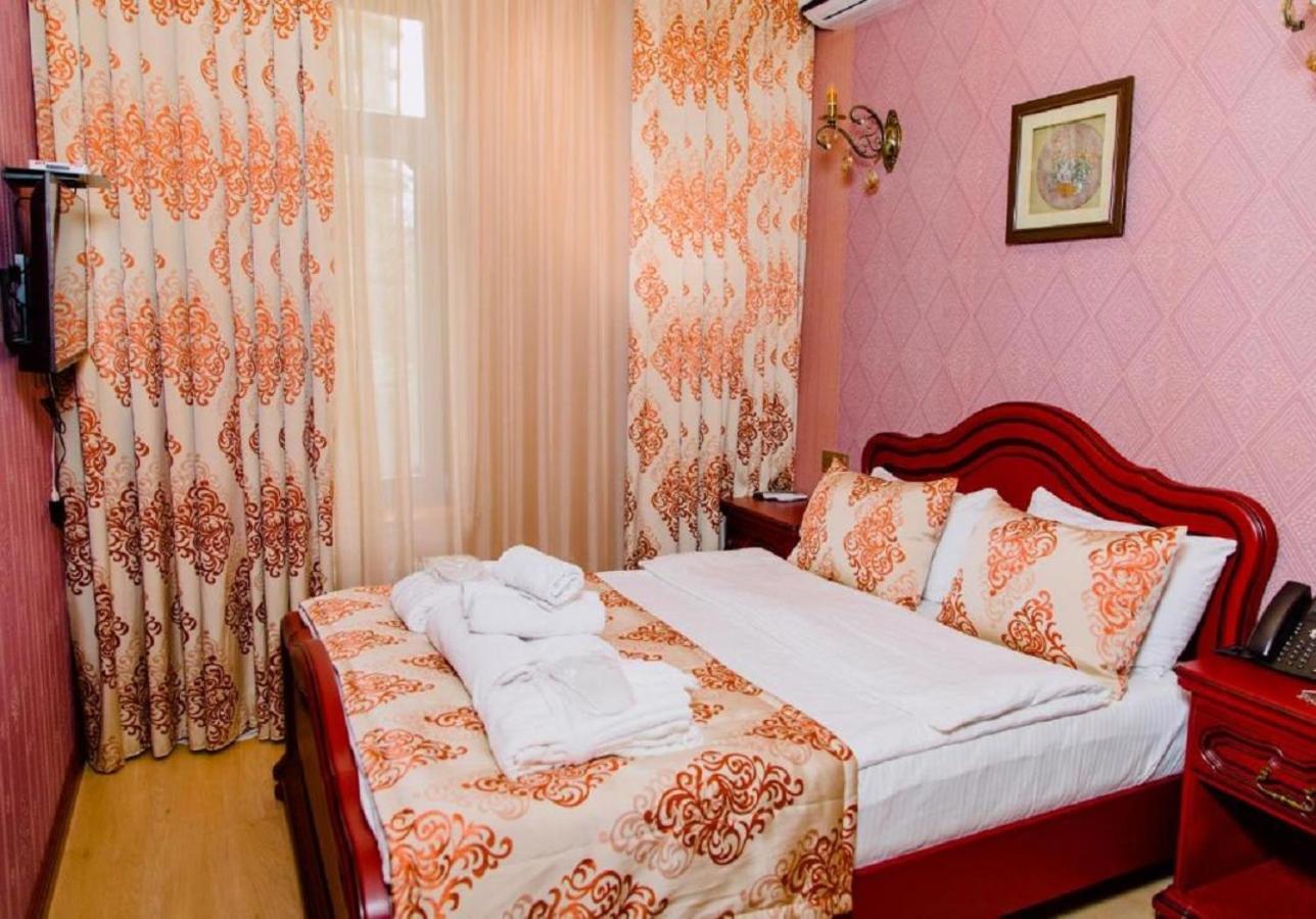 Royal Antique Boutique Hotel Baku Exterior photo