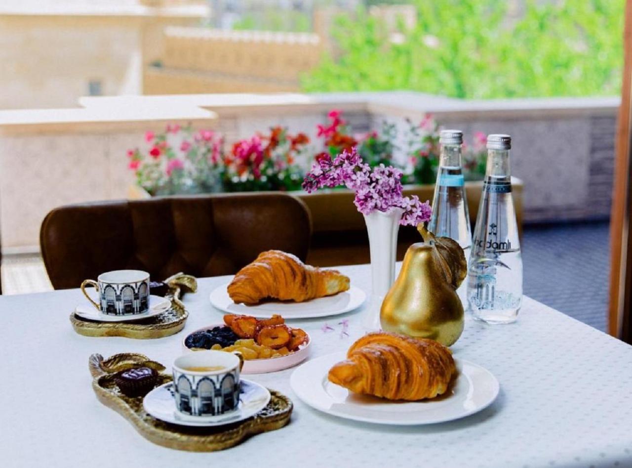 Royal Antique Boutique Hotel Baku Exterior photo