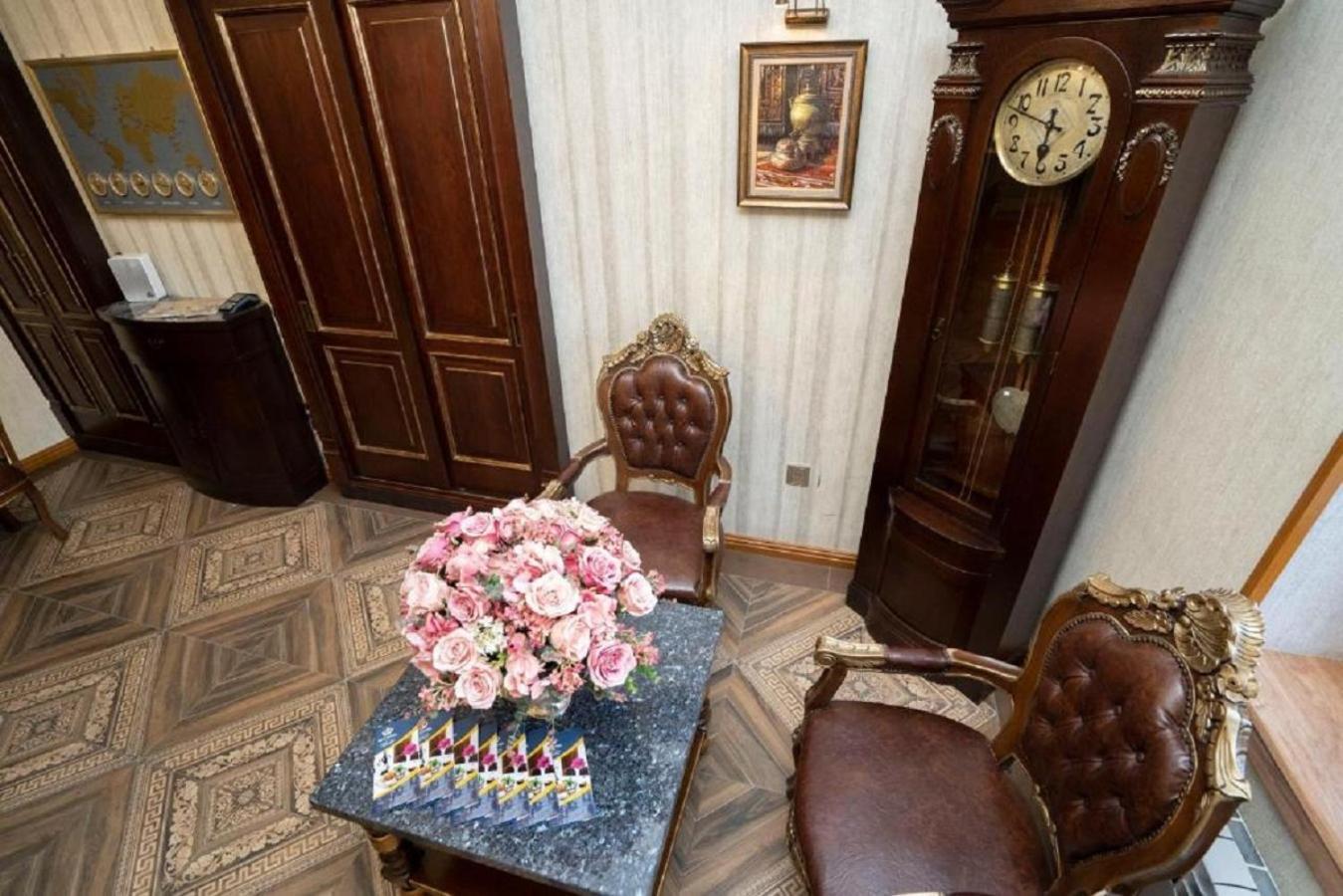 Royal Antique Boutique Hotel Baku Exterior photo
