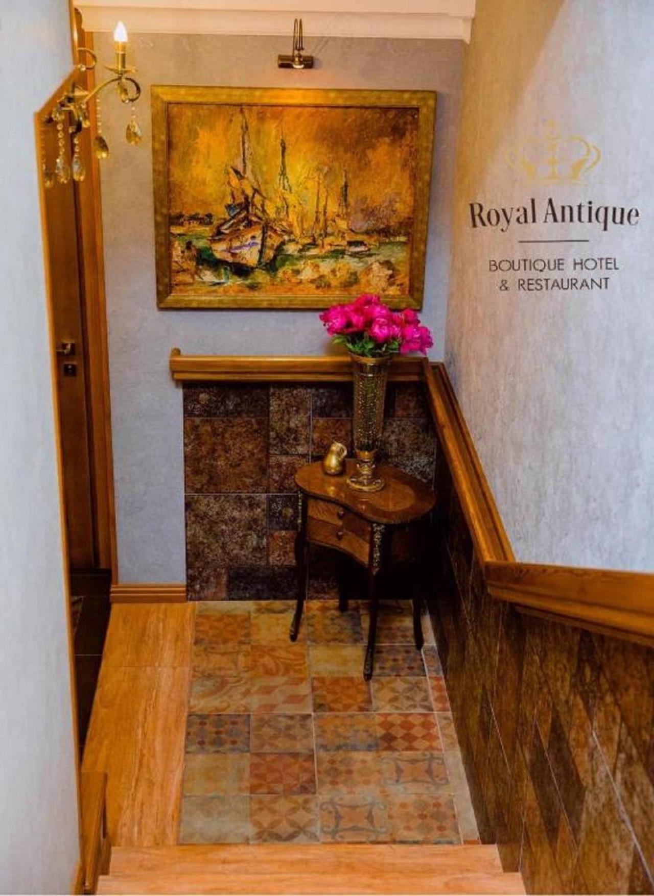 Royal Antique Boutique Hotel Baku Exterior photo